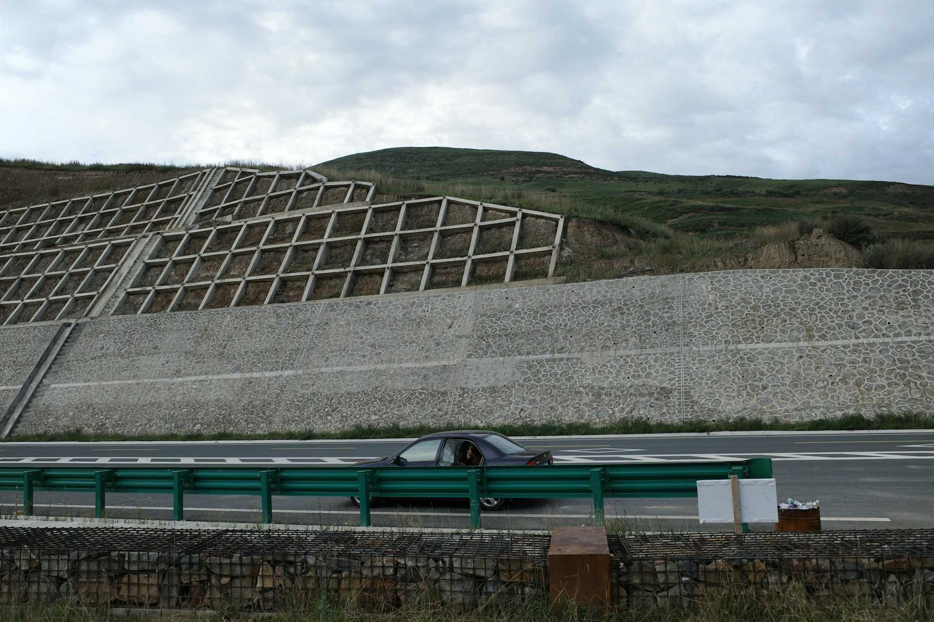 Projetos geotécnicos e geológico